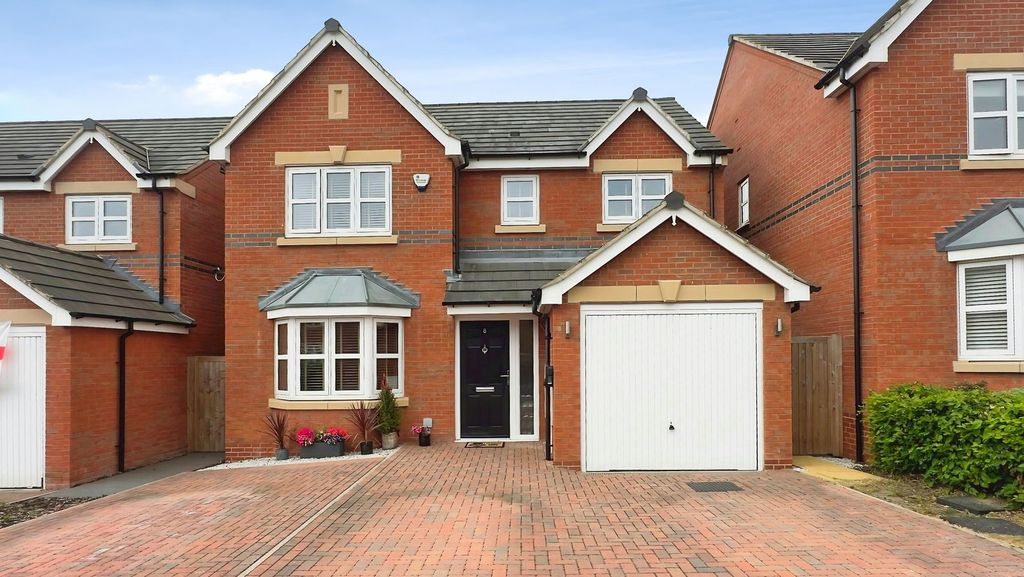 Property photo 1 of 37