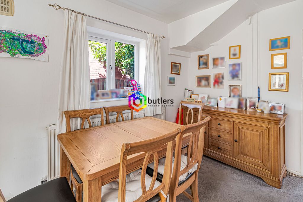 Property photo 3 of 15 Dining Room