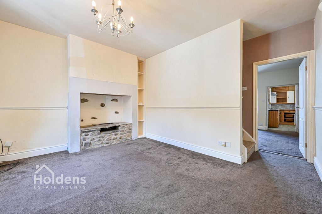 Property photo 2 of 16
