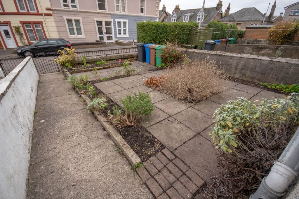 Property photo 3 of 18 Photo 3