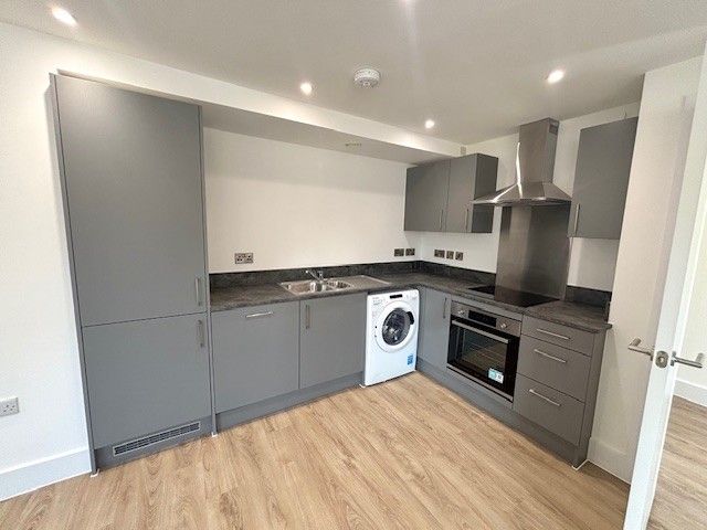 Property photo 2 of 5 Kitchen