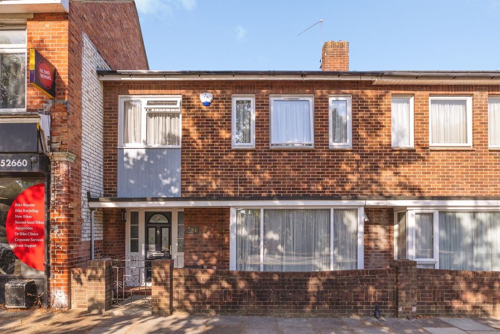 Property photo 1 of 19