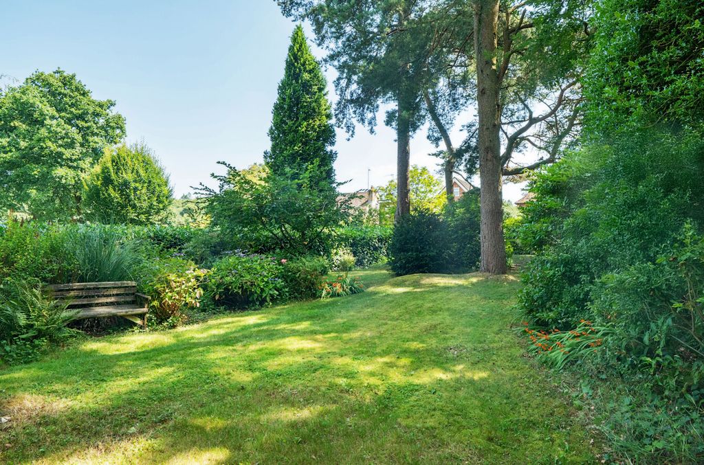 Property photo 2 of 23 1335658-5-689A2E0...
