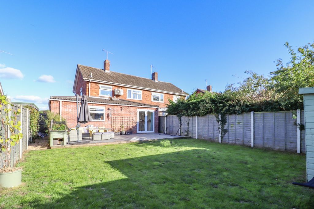 Property photo 2 of 27 4147208