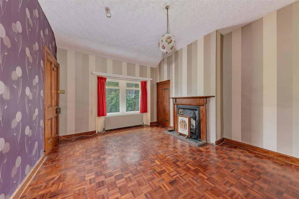 Property photo 3 of 27 Balgray Cottage Tealing-17.Jpg