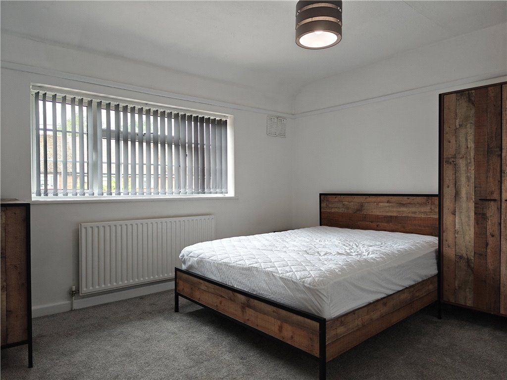 Property photo 3 of 8 Bedroom