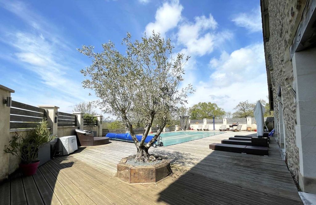 Property photo 1 of 29
