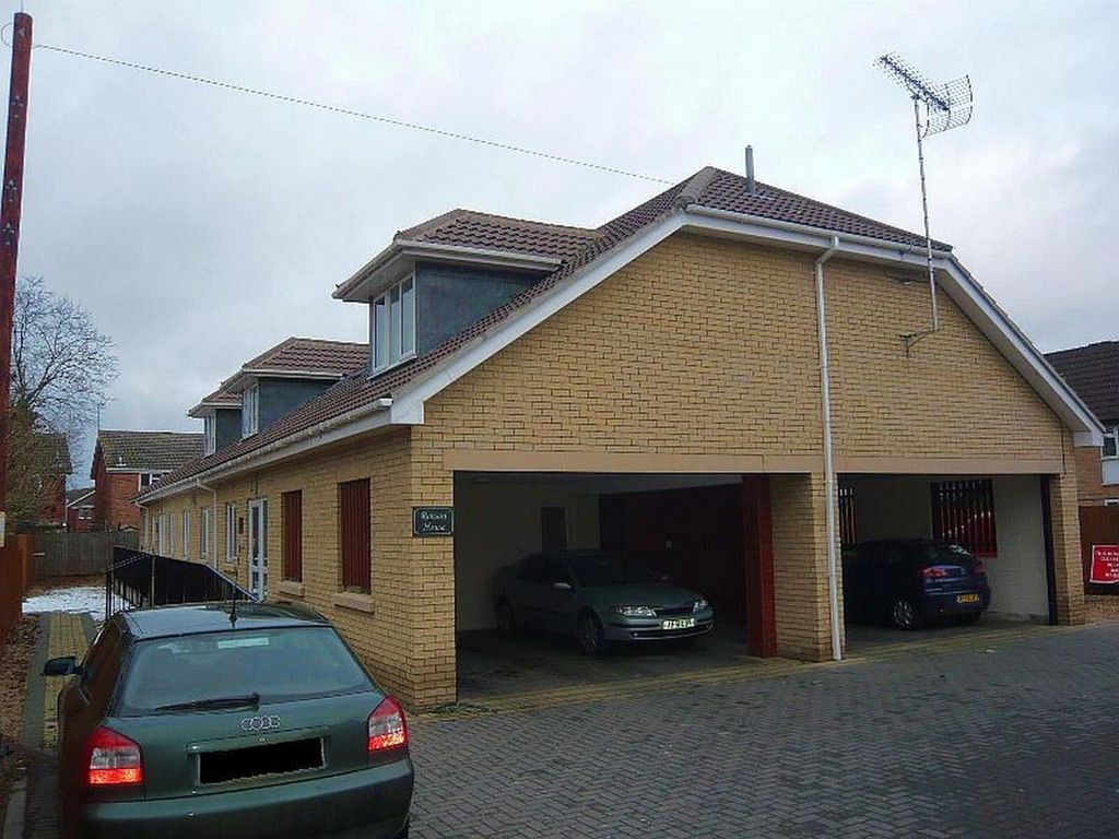 Property photo 2 of 10