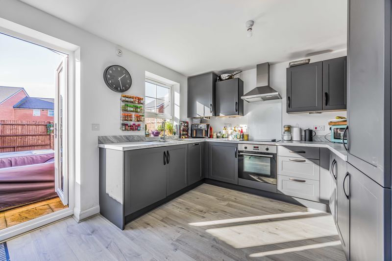 Property photo 2 of 13 Photo 7