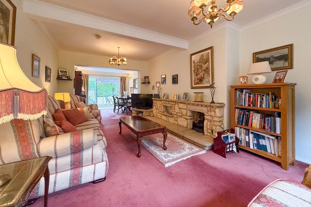 Property photo 2 of 16 4460835