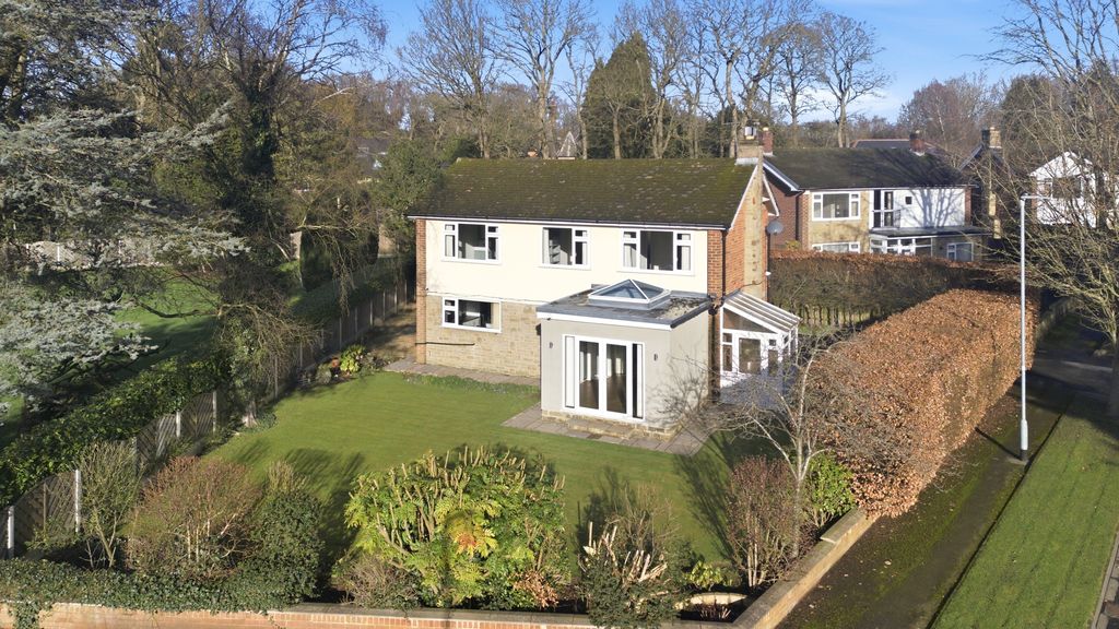 Property photo 1 of 19 Foxhillgreen001