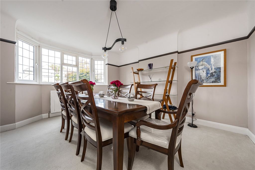 Property photo 2 of 18 Dining Room