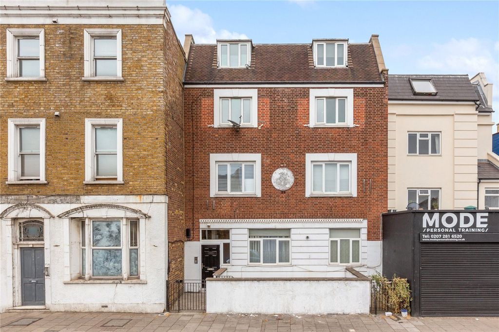 Property photo 1 of 11