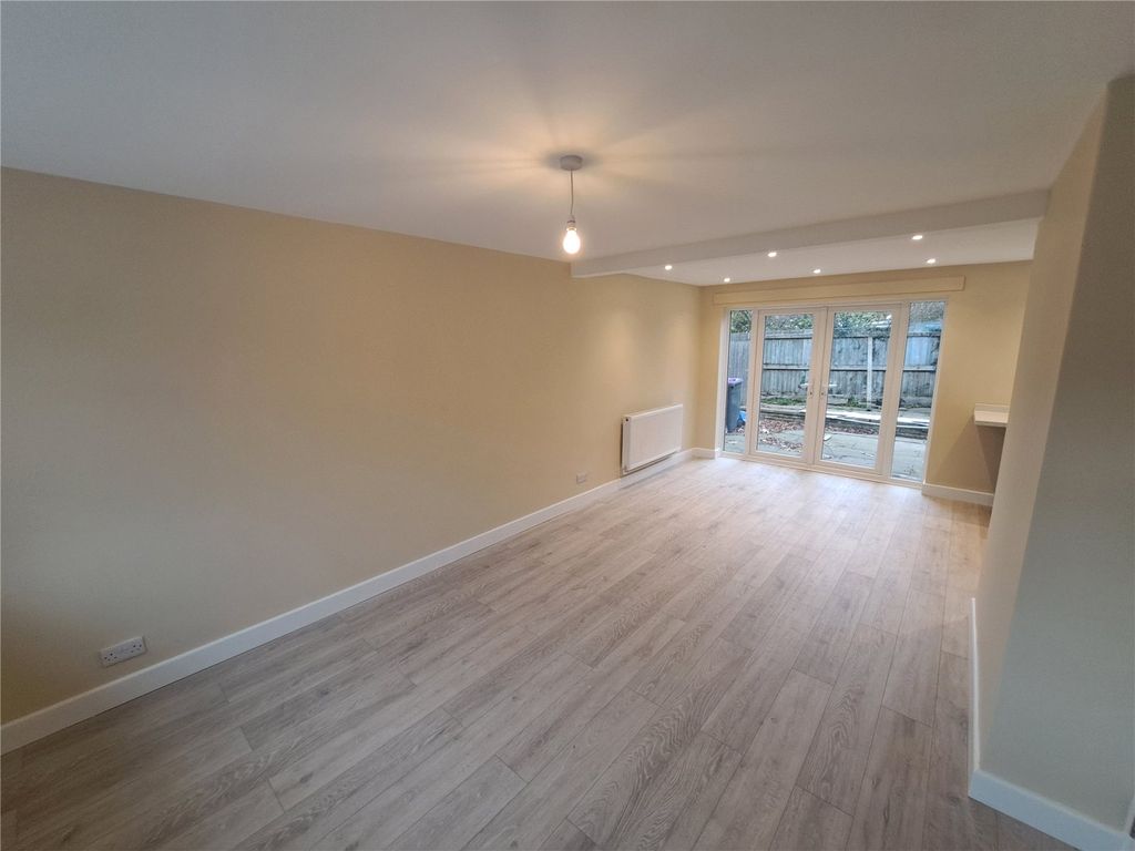 Property photo 3 of 15 Picture No. 07