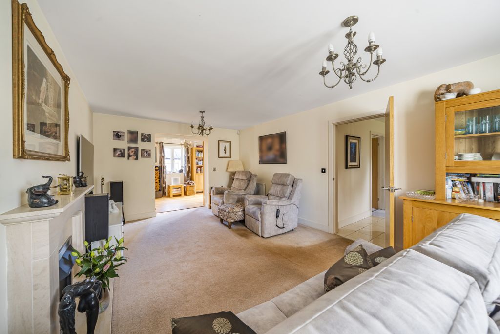 Property photo 3 of 21 12054723