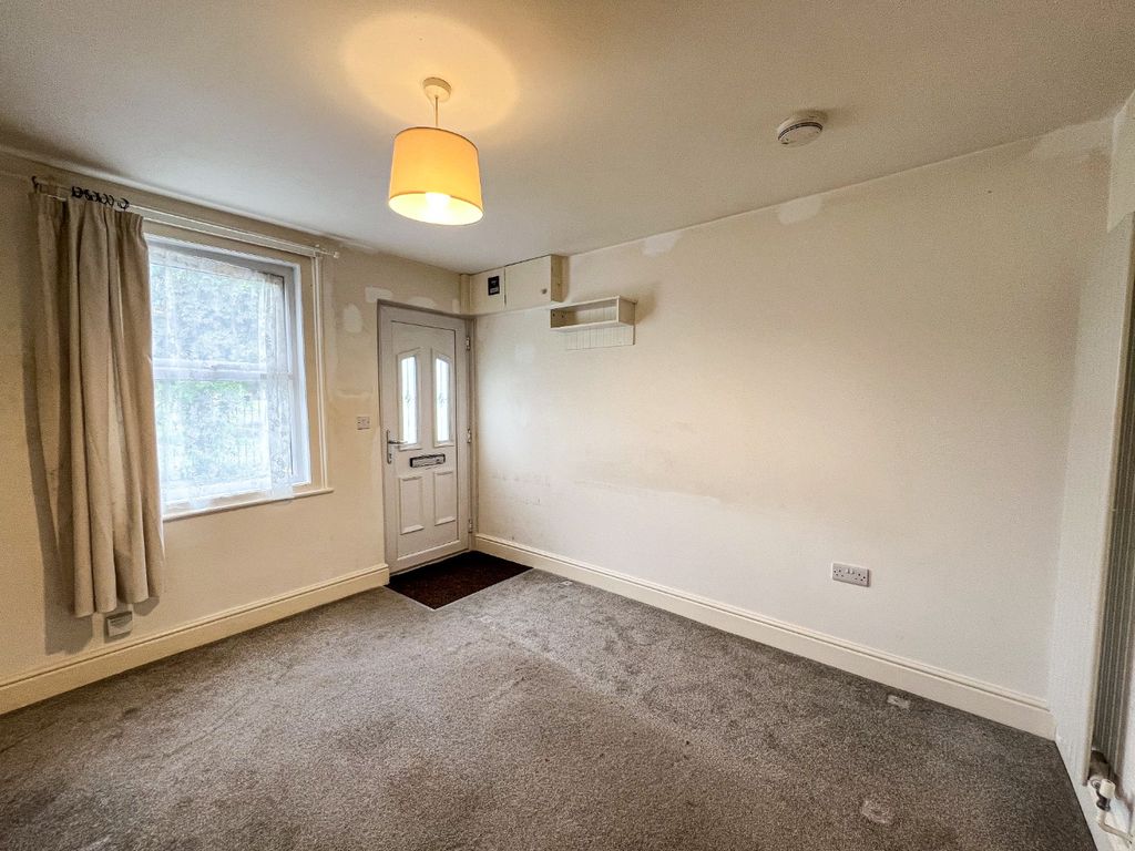 Property photo 3 of 14 3553755