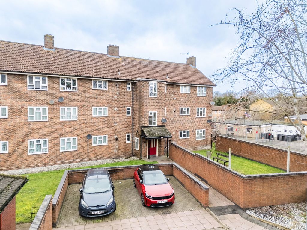 Property photo 1 of 11