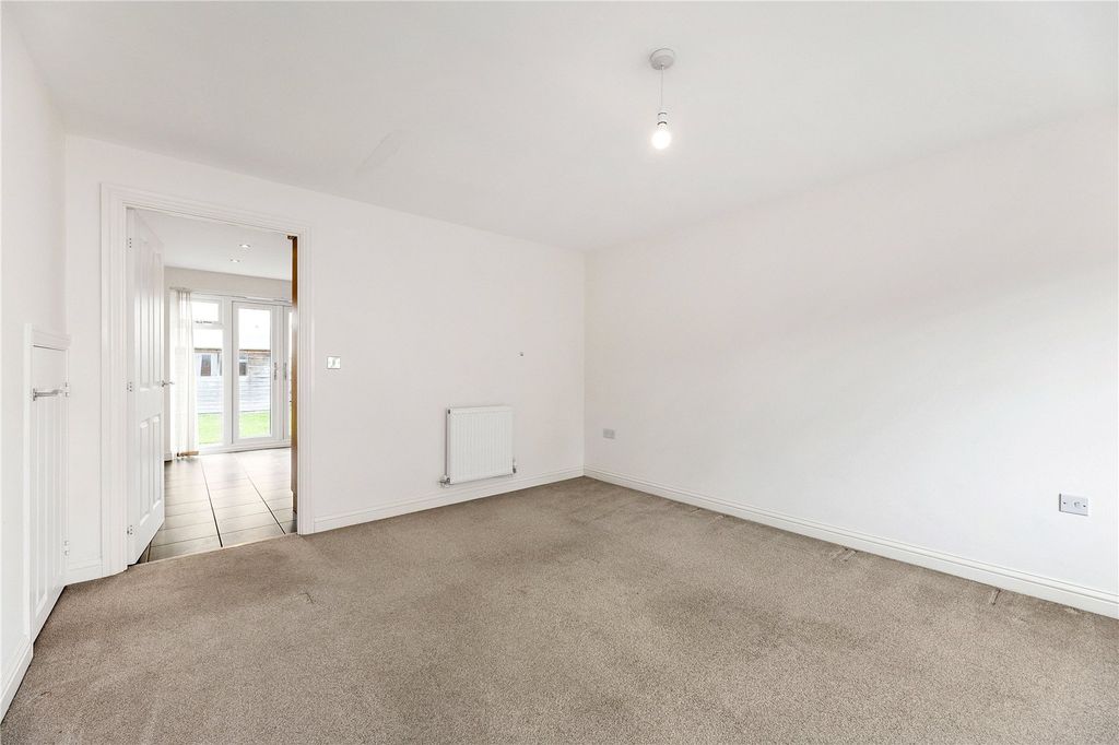 Property photo 3 of 14 Picture No. 08