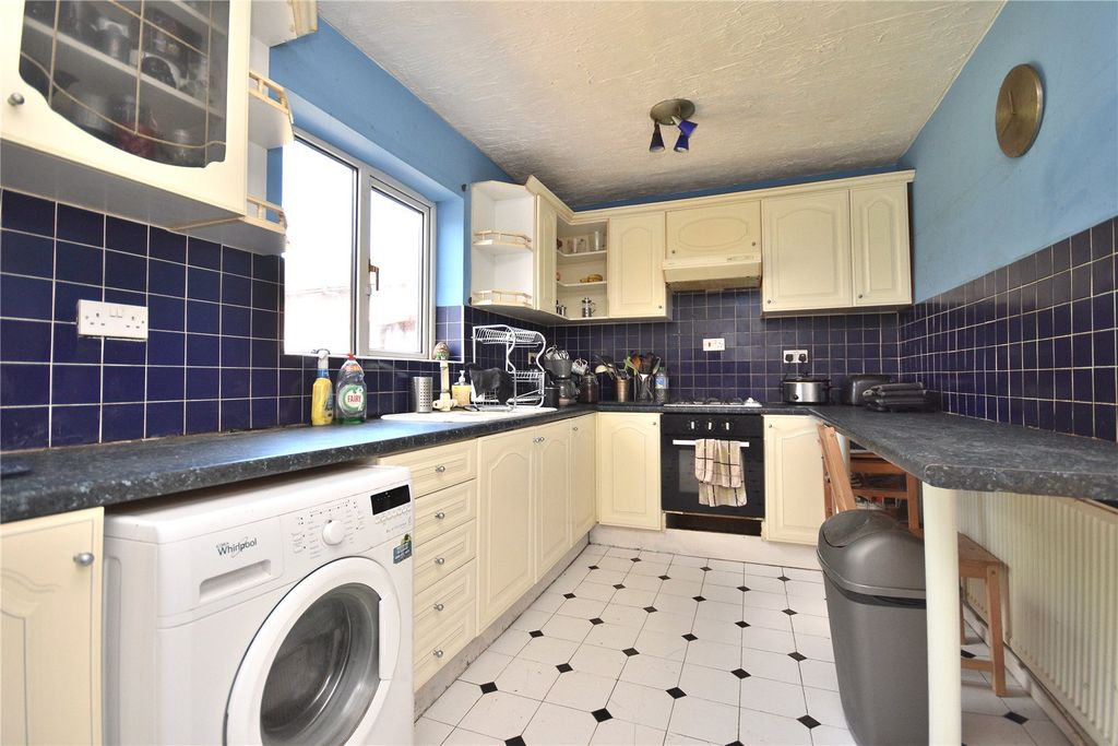 Property photo 3 of 12 Picture No. 06