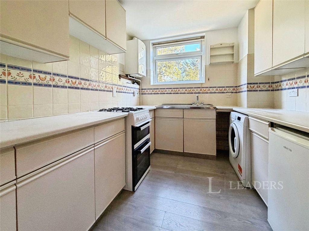 Property photo 3 of 12 Picture No. 29