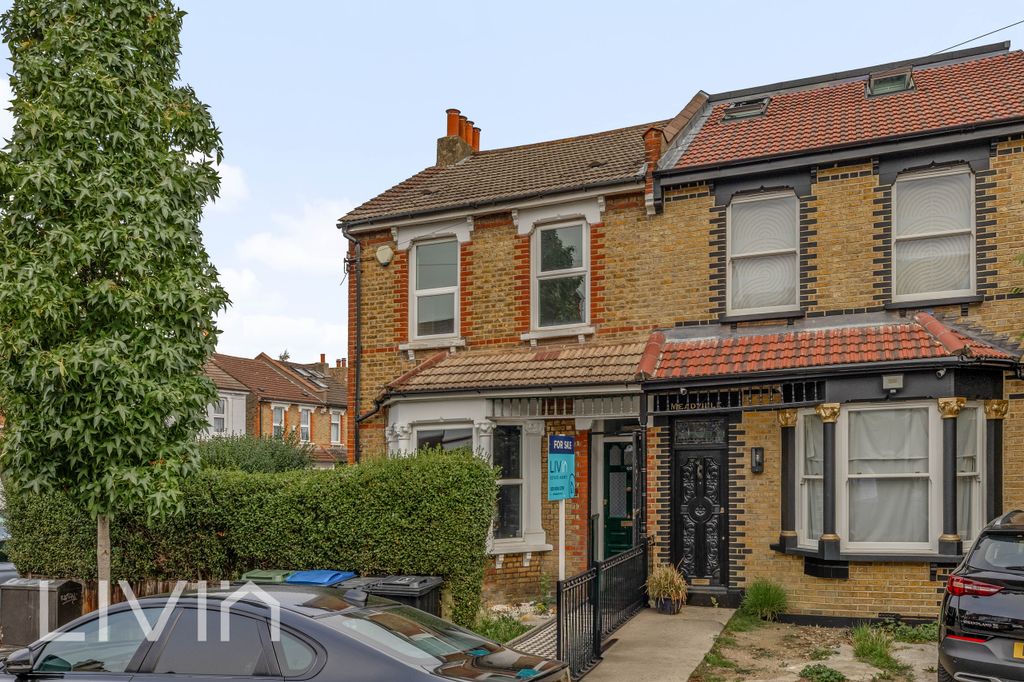 Property photo 1 of 16 1