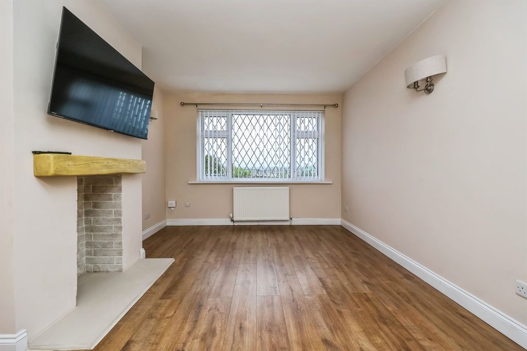 Additional image 4 of 3 bed semi-detached house for saleLaceyfields Road, Heanor DE75