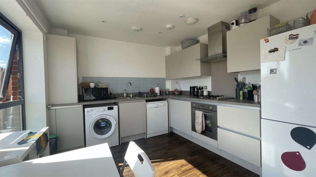 Property photo 3 of 10 Img_4967.Jpg