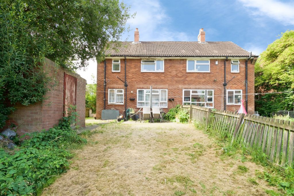 Property photo 2 of 20