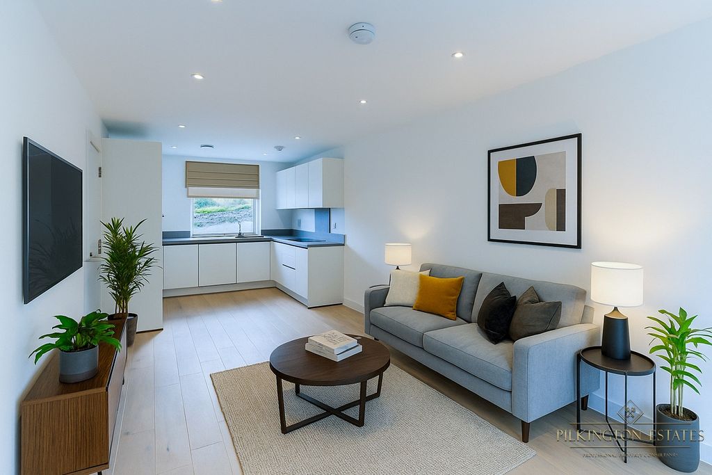 Property photo 2 of 10 4616803