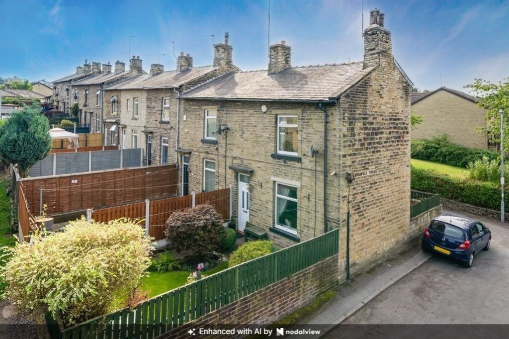 Property photo 1 of 15 2-Broomfield-Terrace_00015