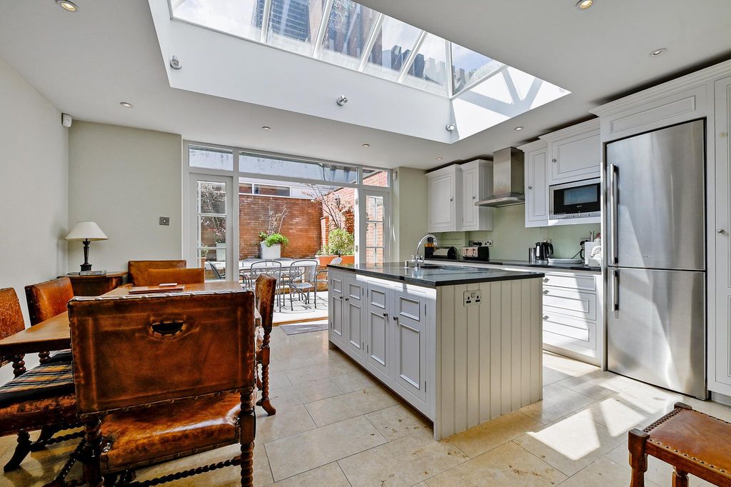 Additional image 4 of 5 bed town house for saleSt. John Street, Oxford, Oxfordshire OX1