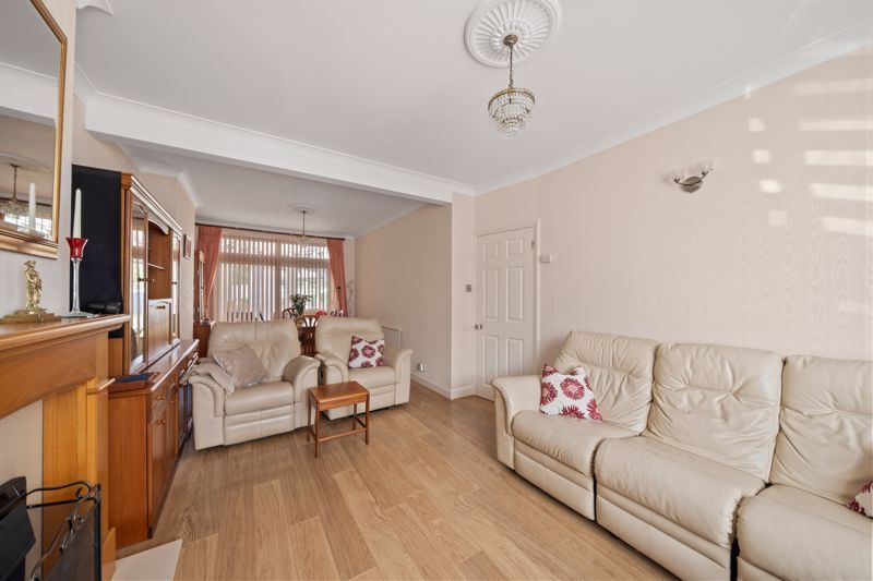 Property photo 3 of 14 Photo 8