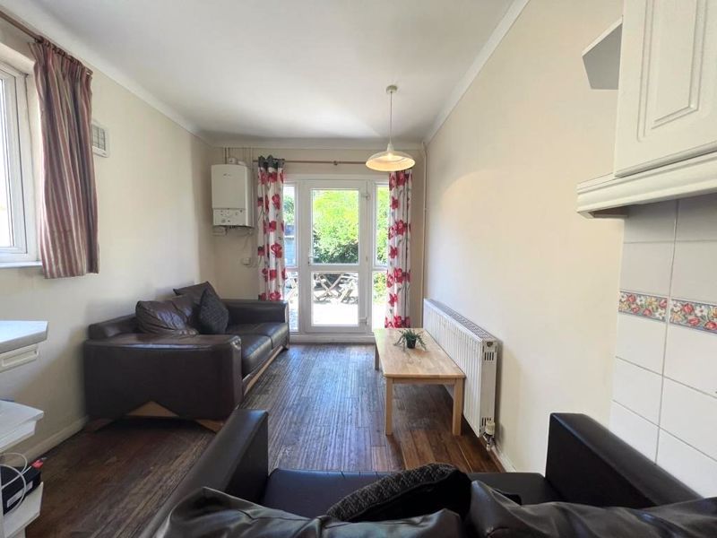 Property photo 2 of 12 Photo 14