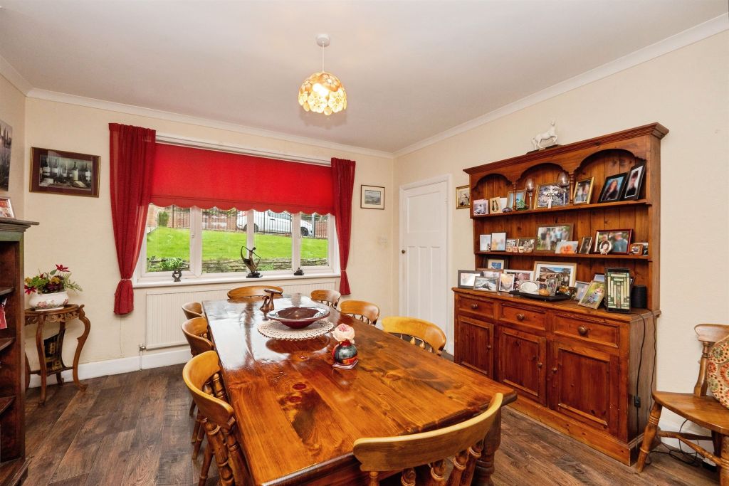 Property photo 3 of 24