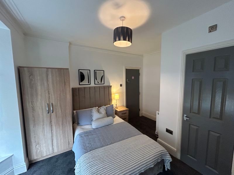 Property photo 3 of 13 Photo 14