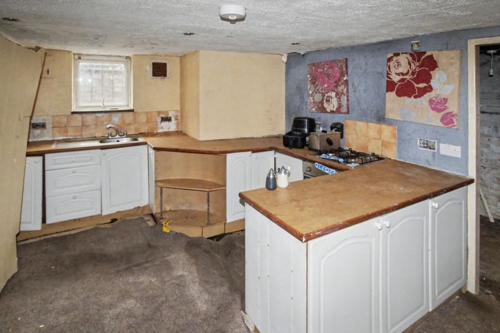 Property photo 3 of 10 Image 3