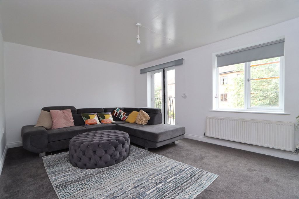 Property photo 3 of 14 Picture No. 07