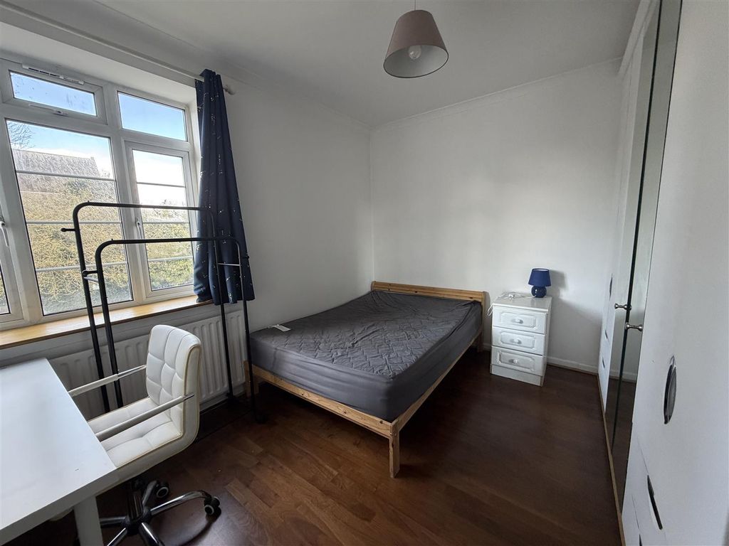 Property photo 3 of 10 Img_9731.Jpg