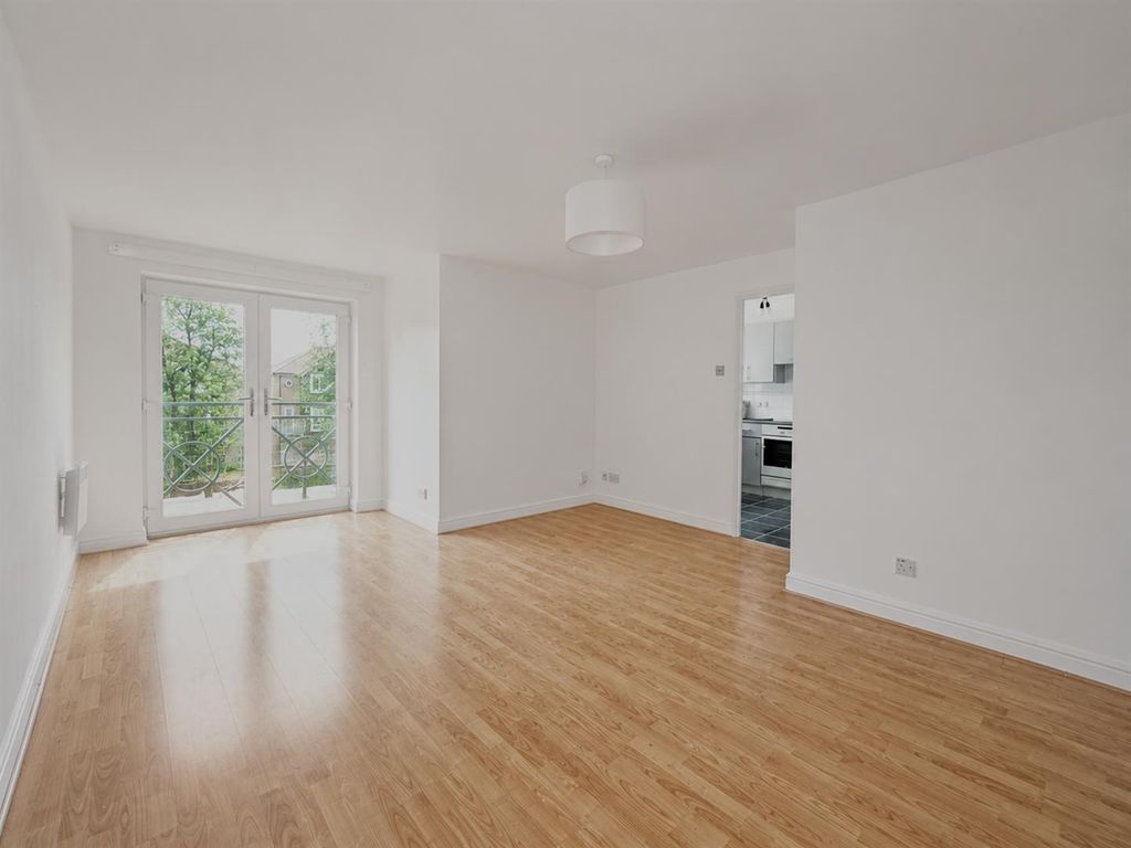 Property photo 2 of 8 D3142A32-D2D8-47Eb-97A6-8Bb9A0A1C27F.Jpeg