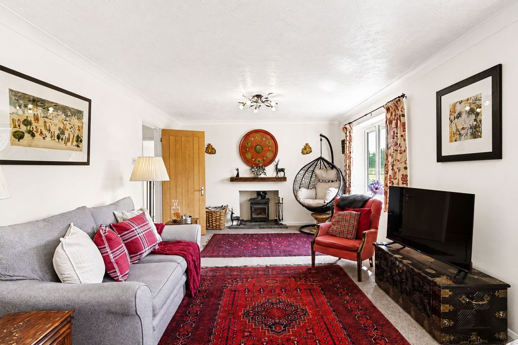 Property photo 2 of 63 35