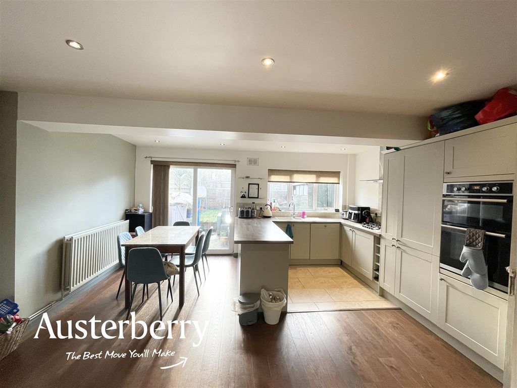 Property photo 3 of 20 Img_3953.Jpg