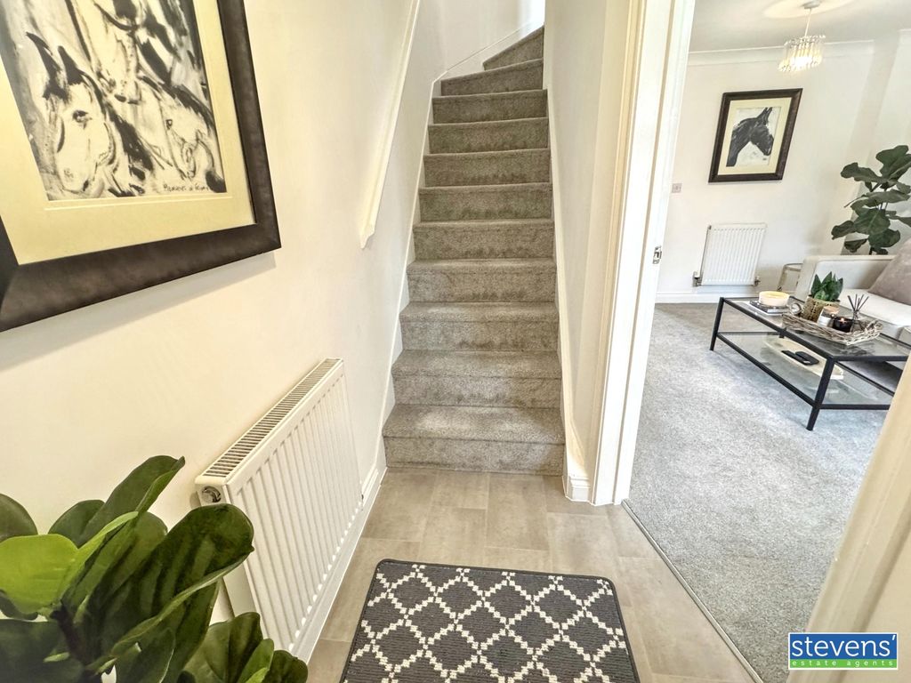 Property photo 3 of 16 Img_3830