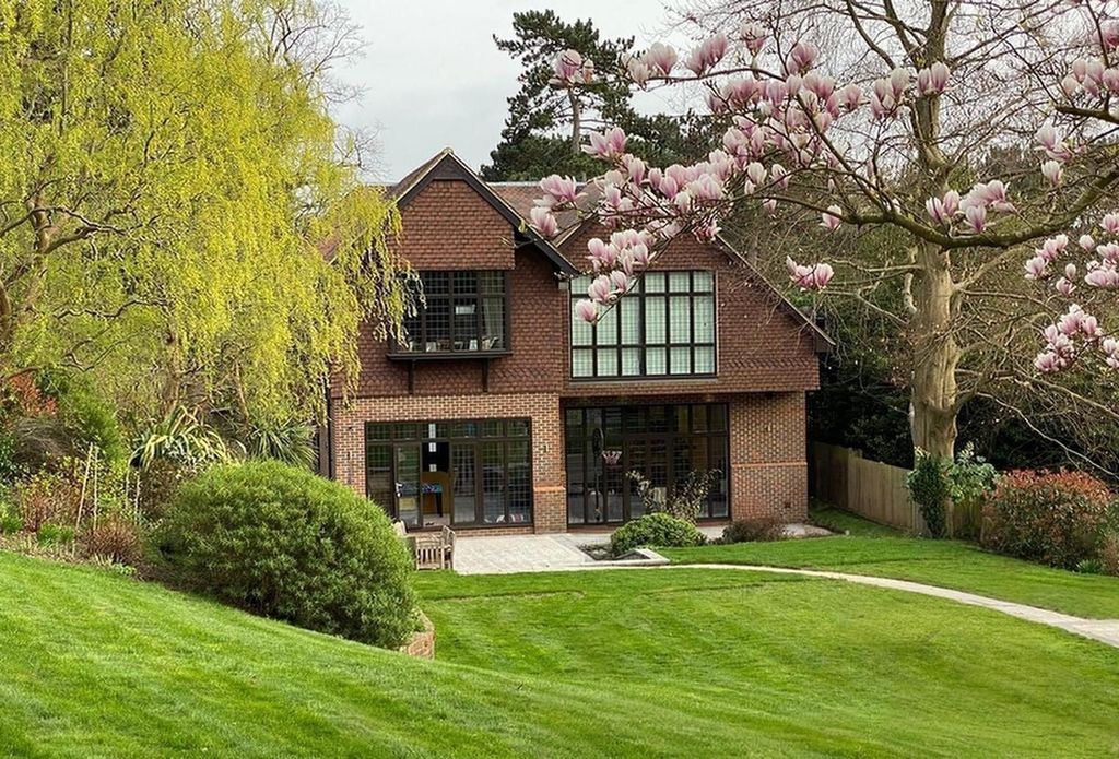 Property photo 1 of 24 Picture No. 37