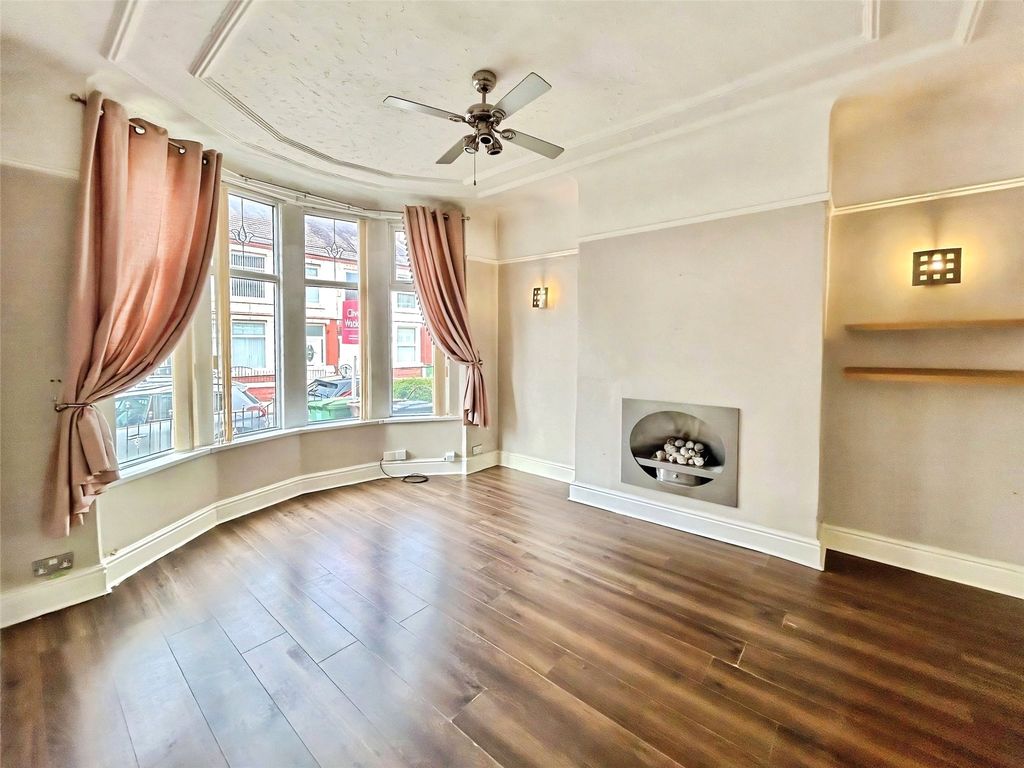 Property photo 3 of 13 Picture No. 23