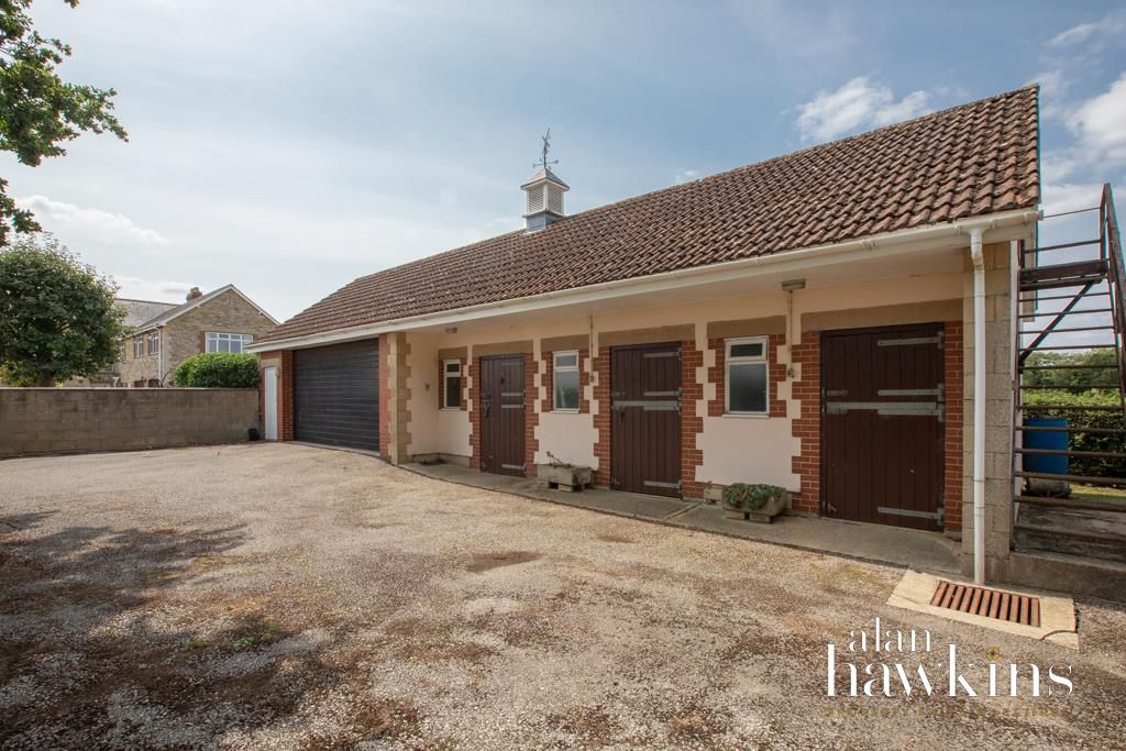 Property photo 3 of 28 Stables &amp; Double Garage