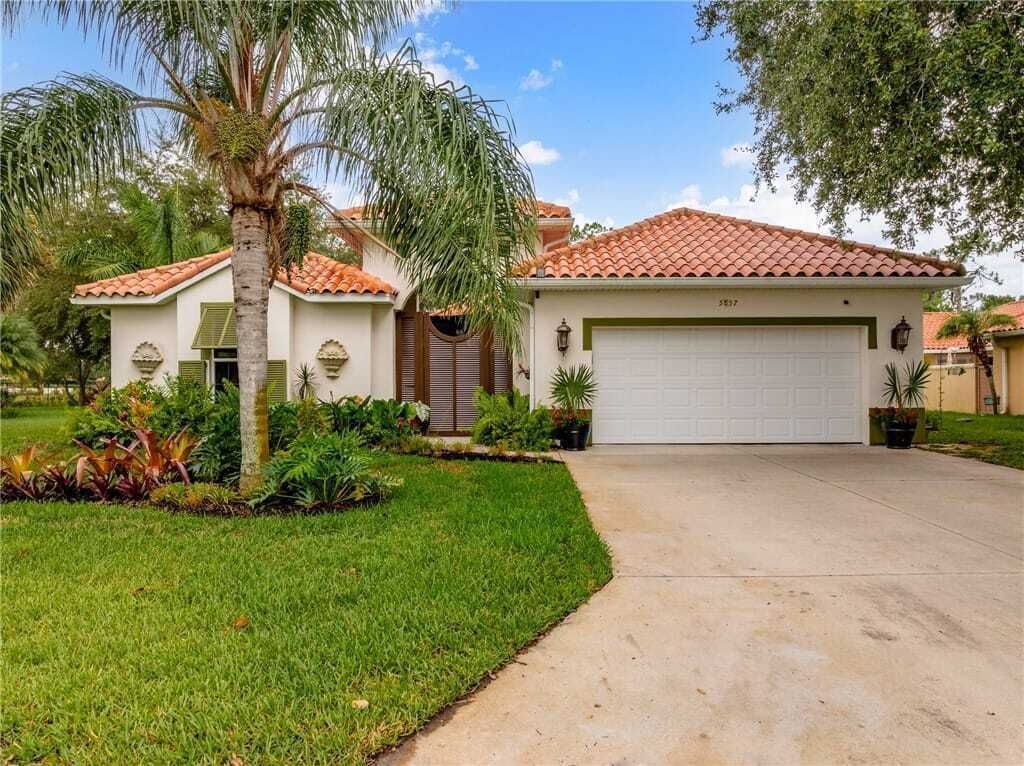 Property photo 1 of 31