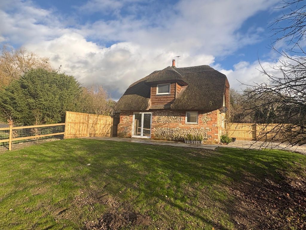 Property photo 1 of 18 Image