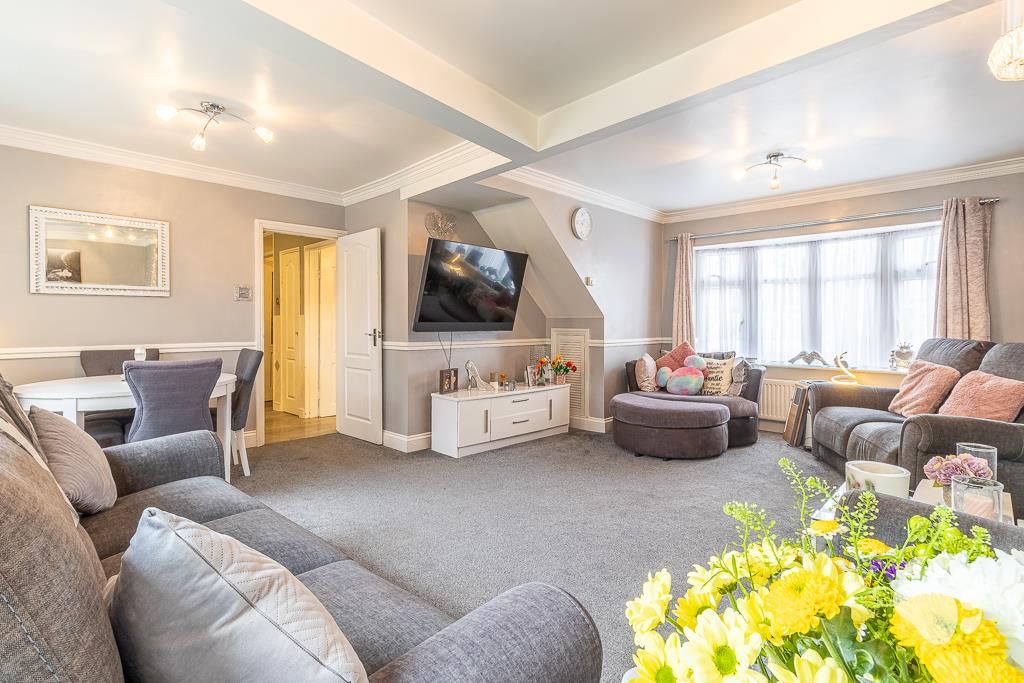 Property photo 3 of 24 Lounge/Diner