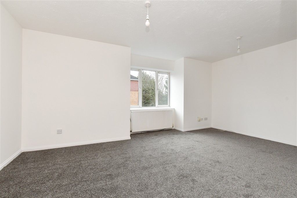 Property photo 2 of 8 Lounge/Diner