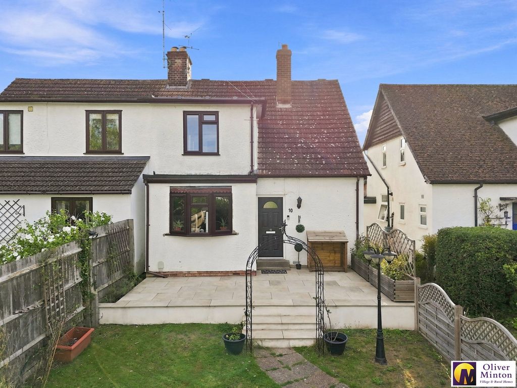 Property photo 2 of 35